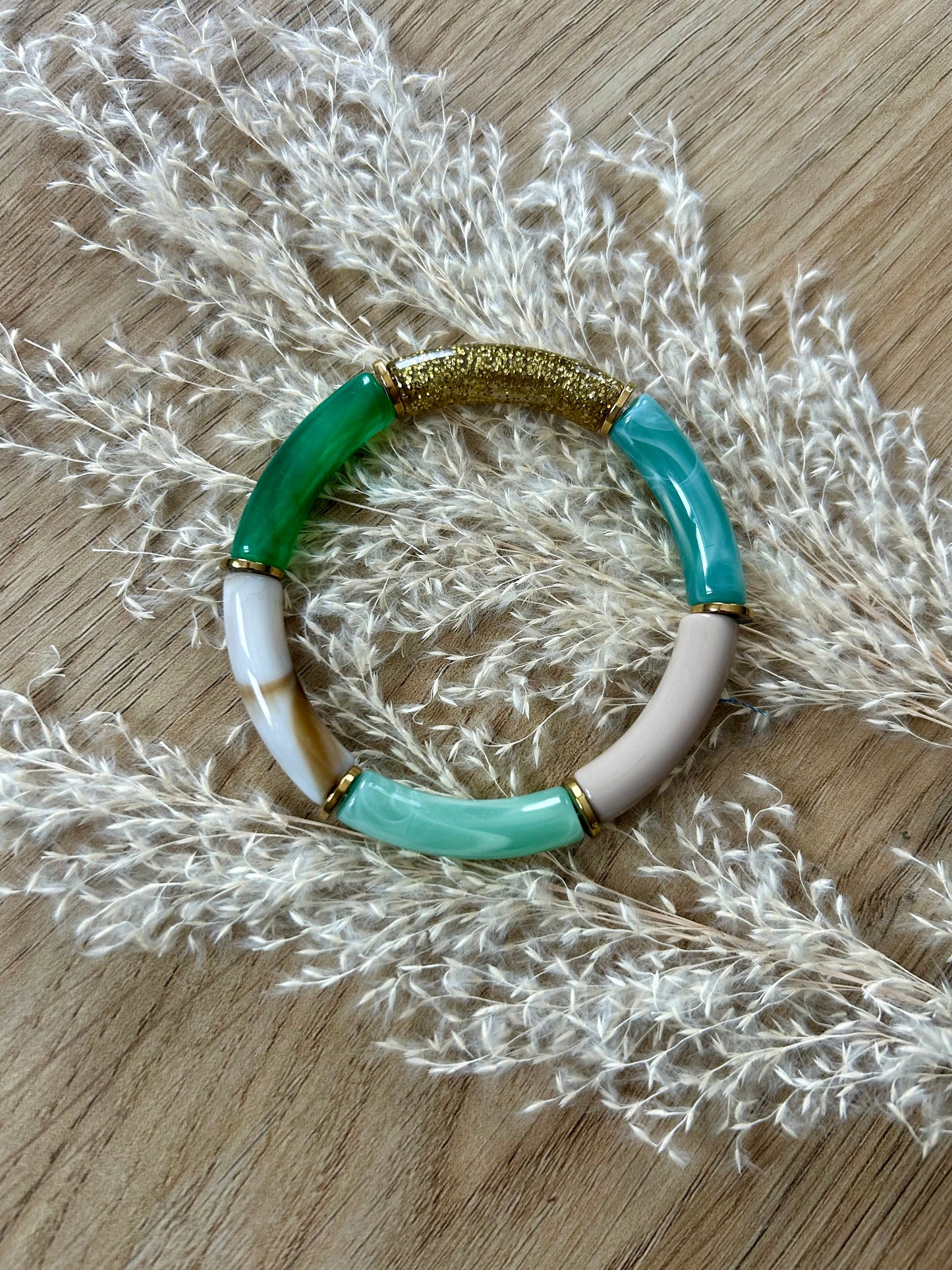 Bracelets fins en résine