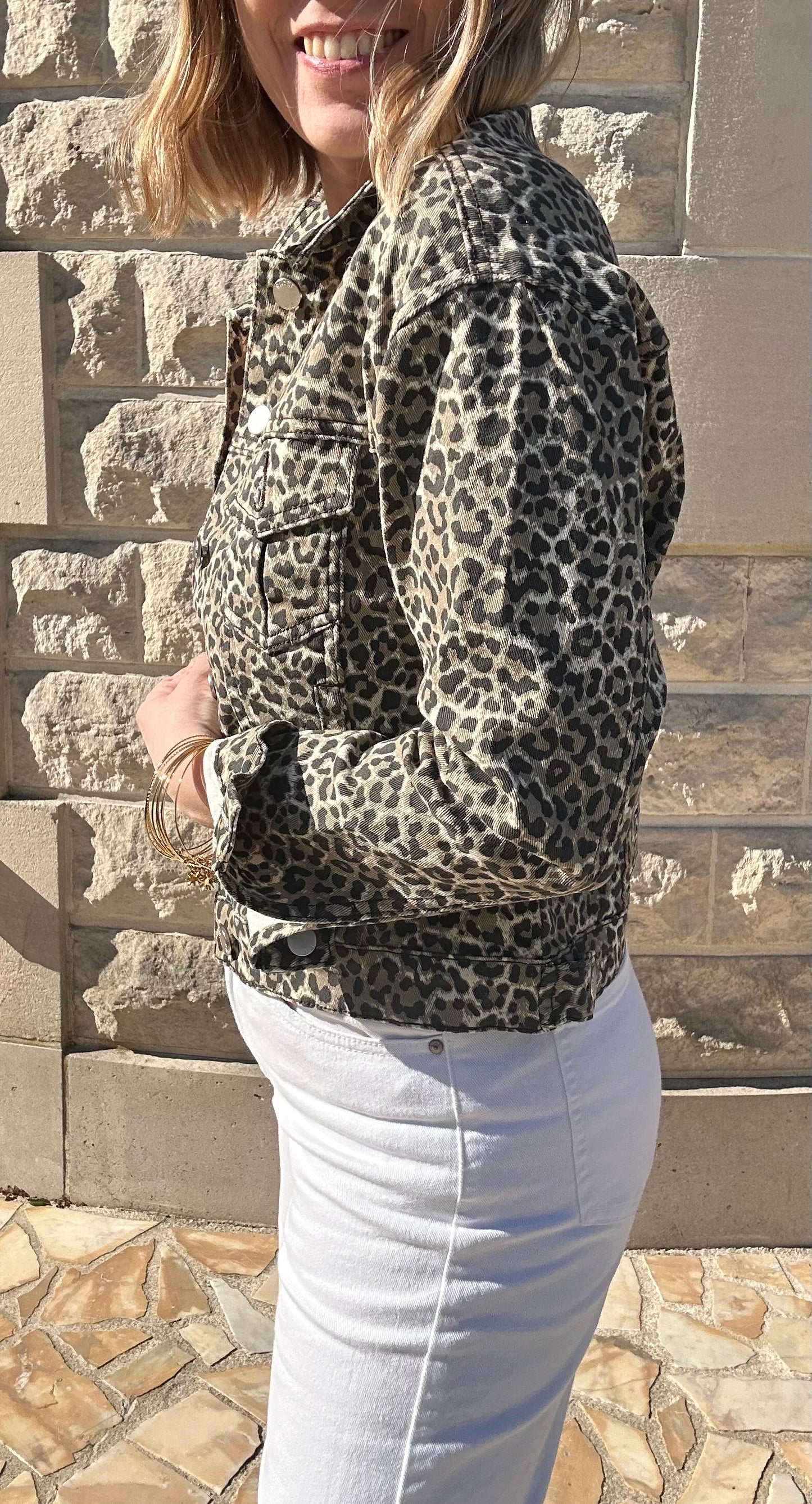 Veste en jean léopard